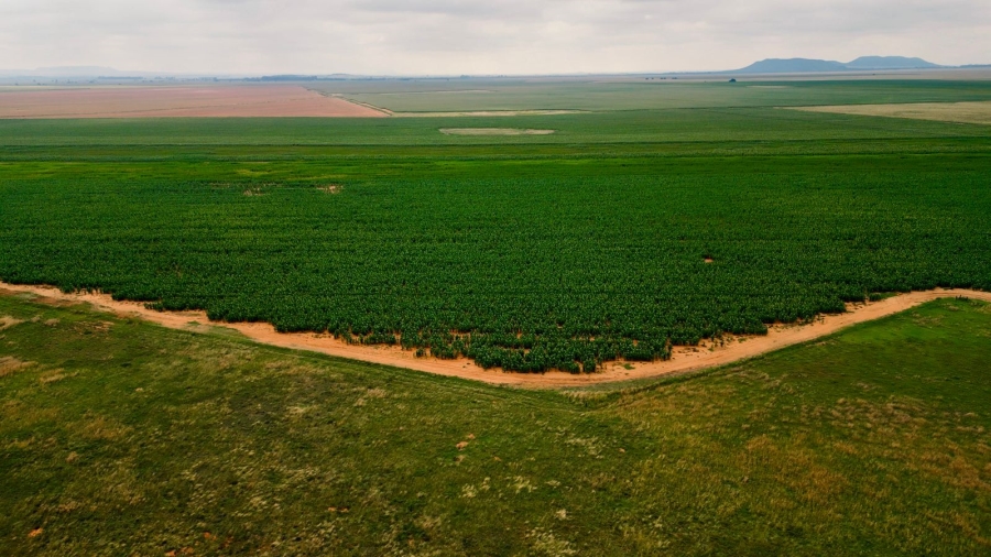 8 Bedroom Property for Sale in Bloemfontein Rural Free State